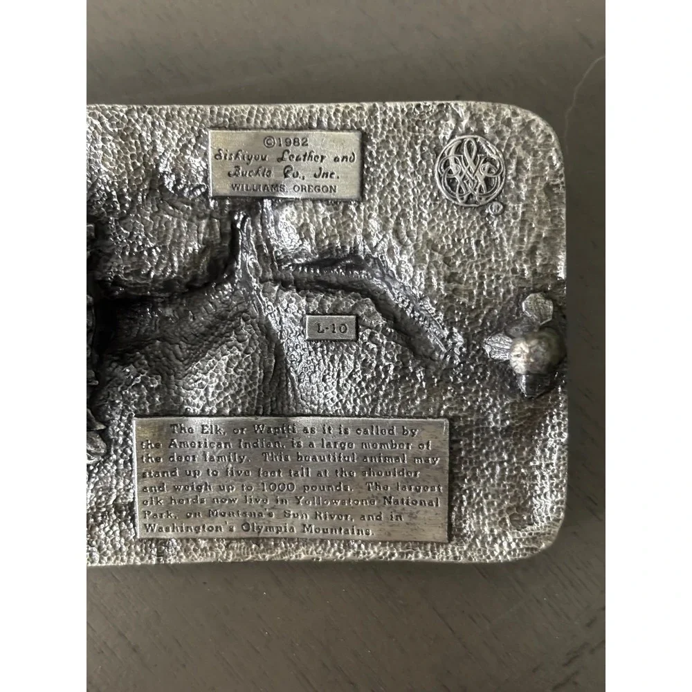 Vintage 1982 Siskiyou Elk Family Belt Buckle Pewter Wildlife Nature L-10 Oregon